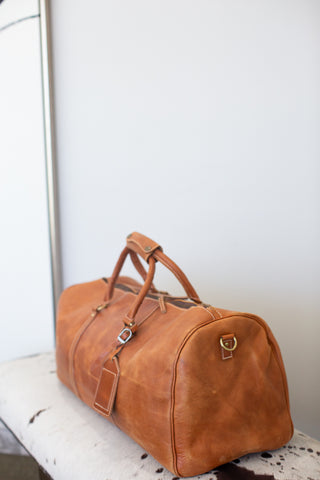 tan leather weekend duffle bag