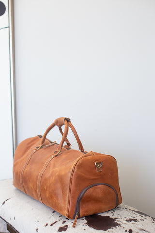 tan leather weekend duffle bag