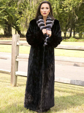 Women's Ranch Mink Fur Coat with Optional Chinchilla Fur Collar