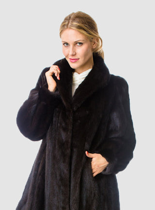 NAFA or SAGA Select Female Mink Fur Coat with Full Swing.